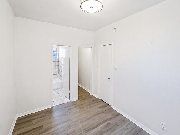 5th image of 1104 Cherry Ave Unit A