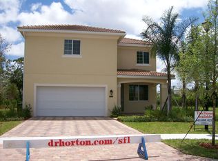 6729 Osage Cir, Greenacres, FL 33413