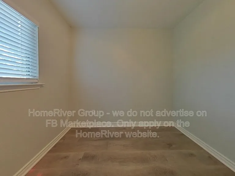 9871 Menard Cir — Photo 14