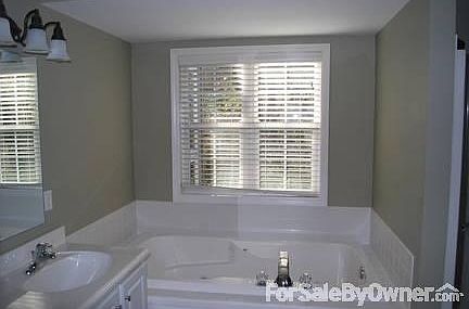 Master Bathroom
						:
						Garden Tub, double vanity