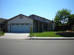 149 S Mercedes Rd, Fallbrook, CA 92028