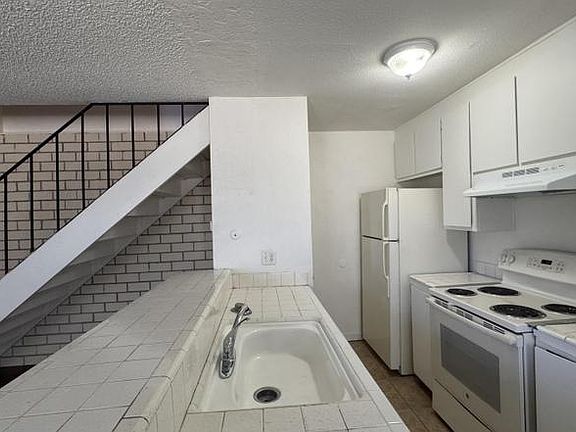 2nd image of 502 Caribrook Way #2