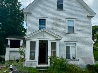 12 Albert St, Milo, ME 04463