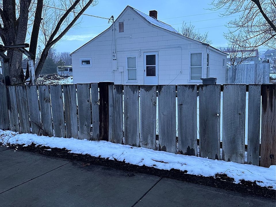 115 N Main Street, Washtucna, WA 99371 Zillow