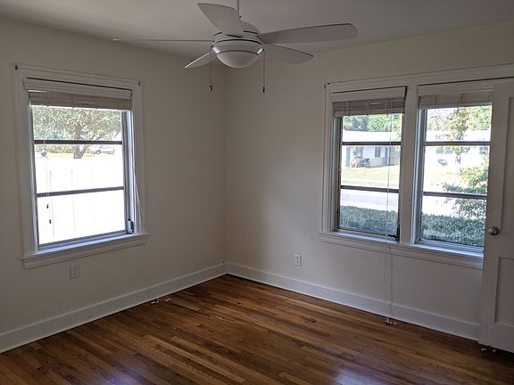 5th image of 460 30th Ave N