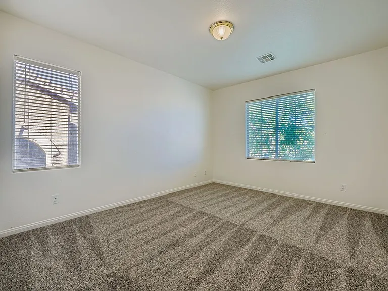 10701 Sapphire Vista Ave — Photo 13