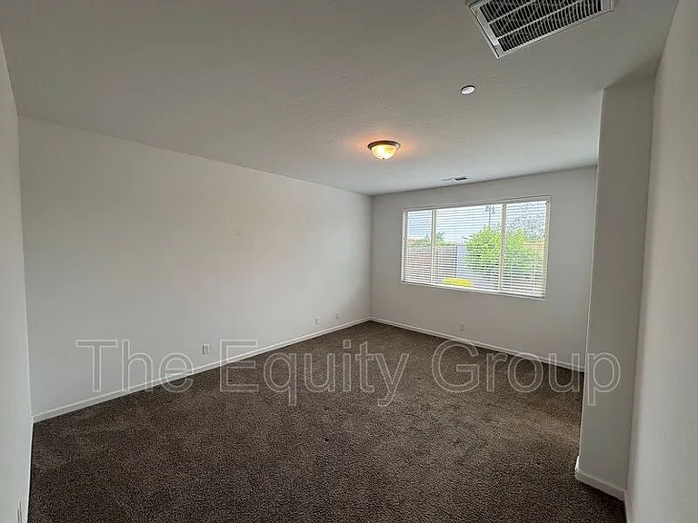 1336 W Porter Ct — Photo 19