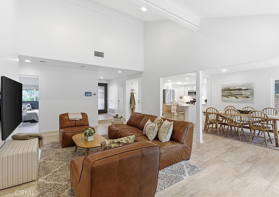 1st image of 26941 Floresta Ln