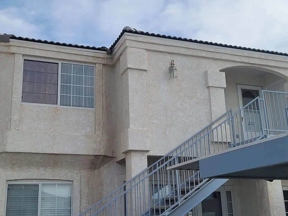 3423 McCormick Blvd #202
