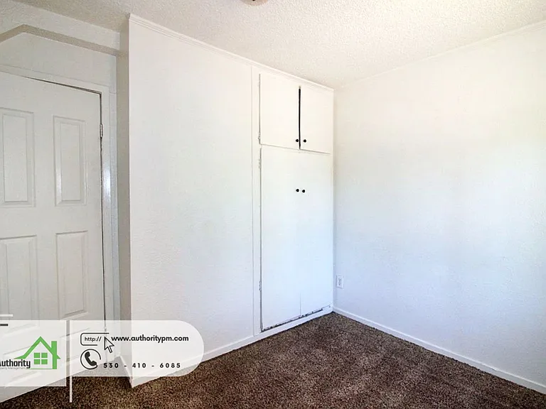 5410 Happy Valley Rd #3 — Photo 17