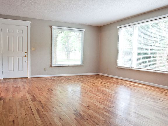 Main entrance to family room