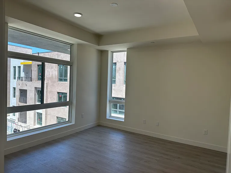 168 S Monterey St #422 — Photo 9