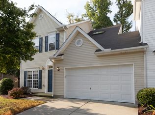 8 Sharpstone Lane, Durham, NC 27703