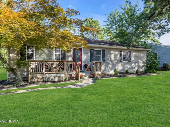 312 Beechmont Street, Toms River, NJ 08757