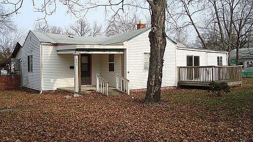 1st image of 550 S Napoleon Ave