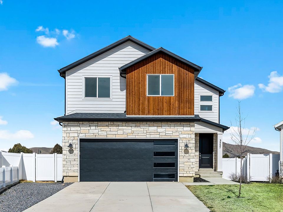 1st image of 3557 E Royal Dornoch Dr