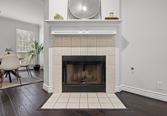 4th image of 3917 Canyon Glen Cir SE