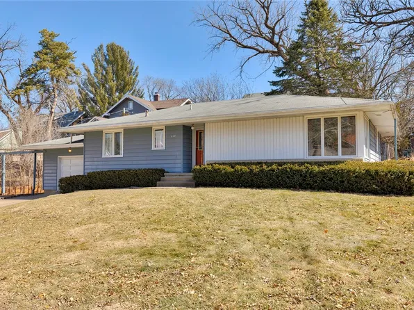 613 45th St, Des Moines, IA 50312