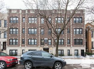 1048 W Oakdale Ave, Chicago, IL 60657