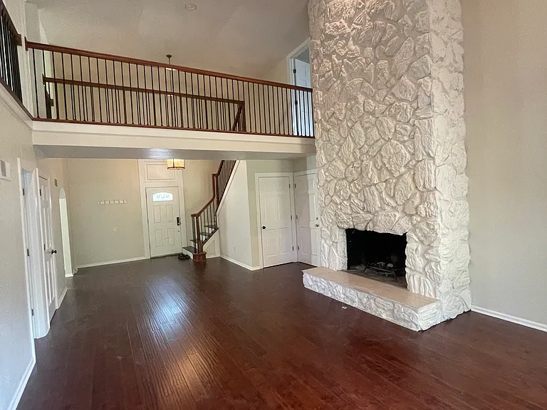 10300 Belinder Rd — Photo 1