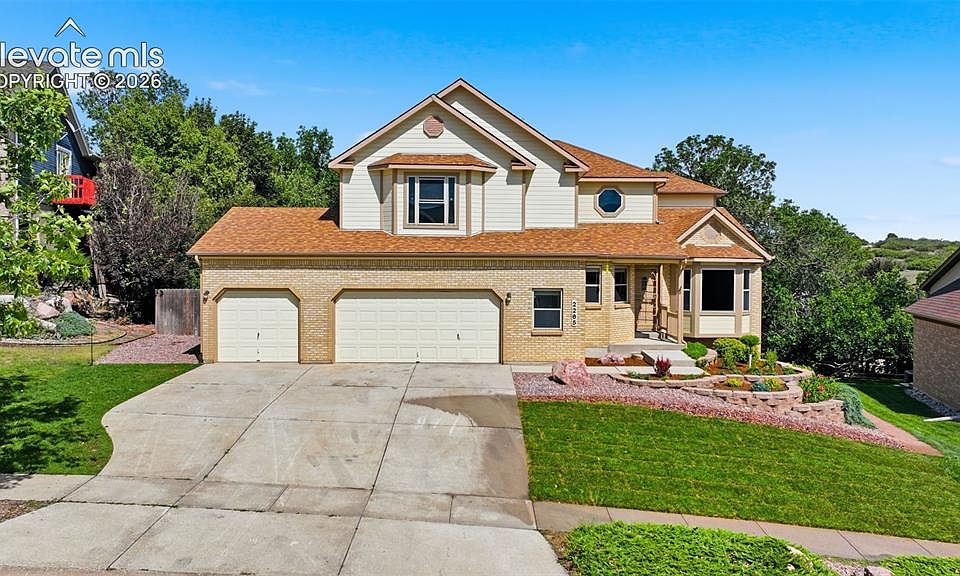 1st image of 2265 Cloverdale Dr