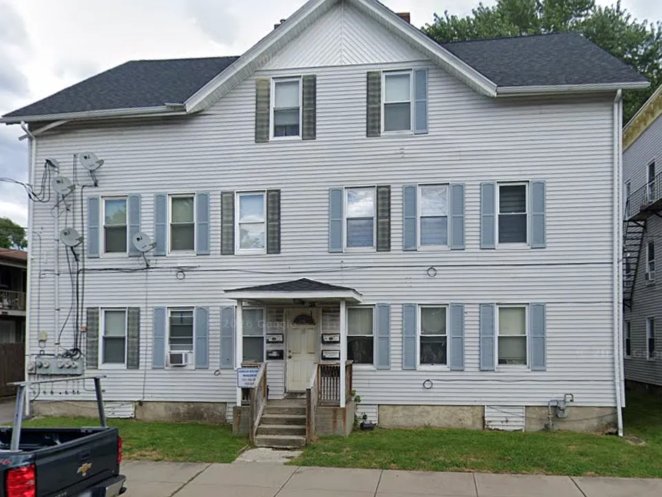 397 Rathbun St #1L
