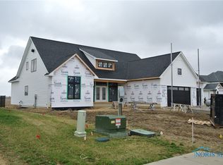 16 Winfield Manor Ct, Perrysburg, OH