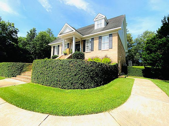 3rd image of 106 Briarfield Dr