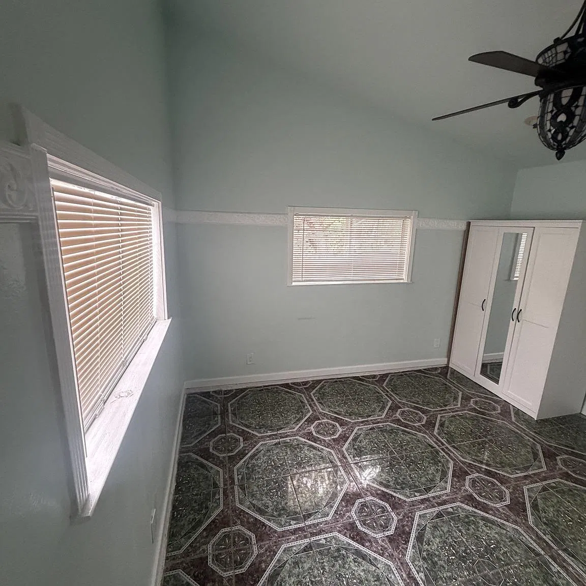 1 bed, 1.5 bath, 600 sqft, $2,500 — Photo 4