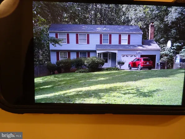 8260 Erika Dr, Manassas, VA 20112