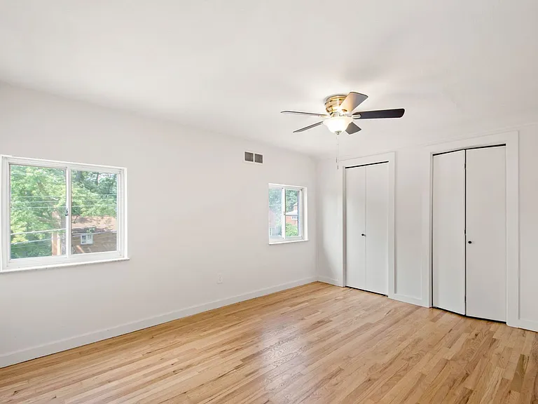 217 Saylong Dr — Photo 16