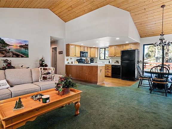 5th image of 256 Turlock Dr