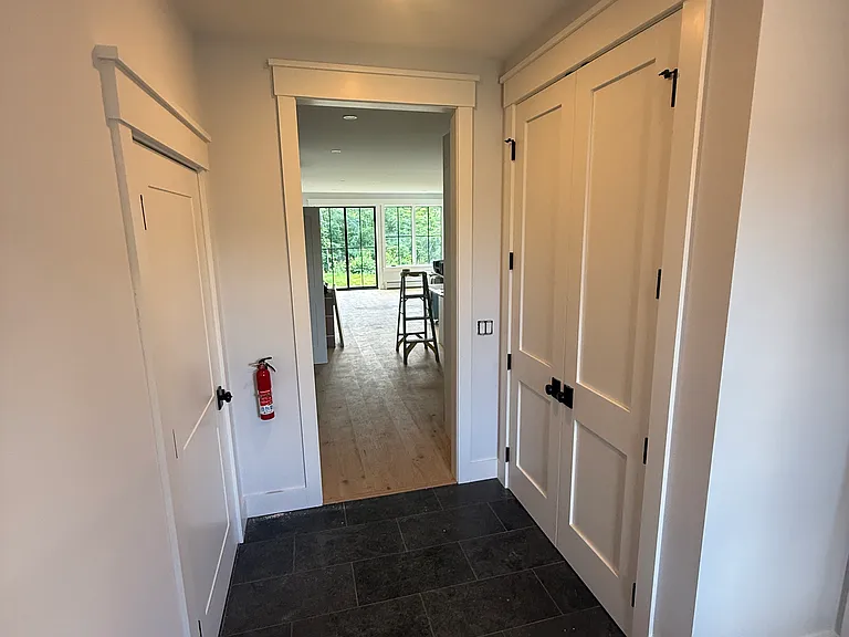 mudroom / entrance