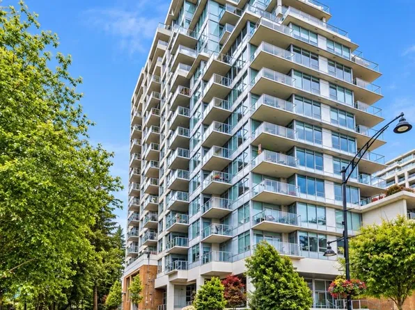 15165 Thrift Ave #1006, White Rock, BC V4B 2J4