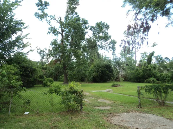 6729 Kittridge St, Houston, TX 77028