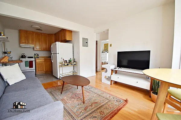 Rented by Bold New York | media 9