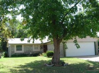 306 W Campbell Dr, Midwest City, OK 73110