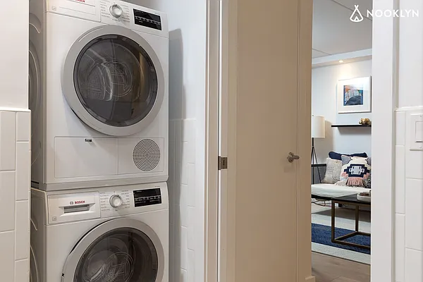 Rented by Nooklyn NYC LLC | media 32