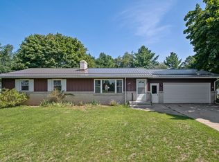 3482 Lo Al Dr, Ravenna, MI 49451