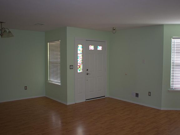Entry to the apartment