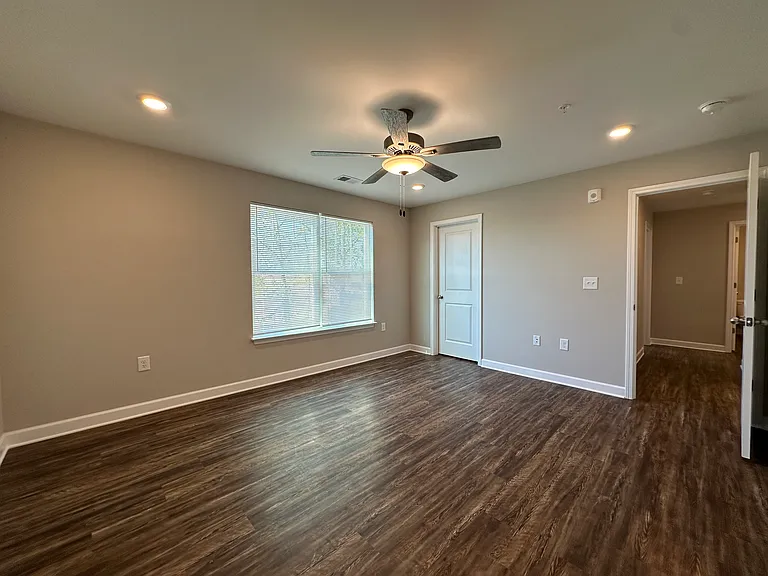 Westbrook Apartments — Photo 19
