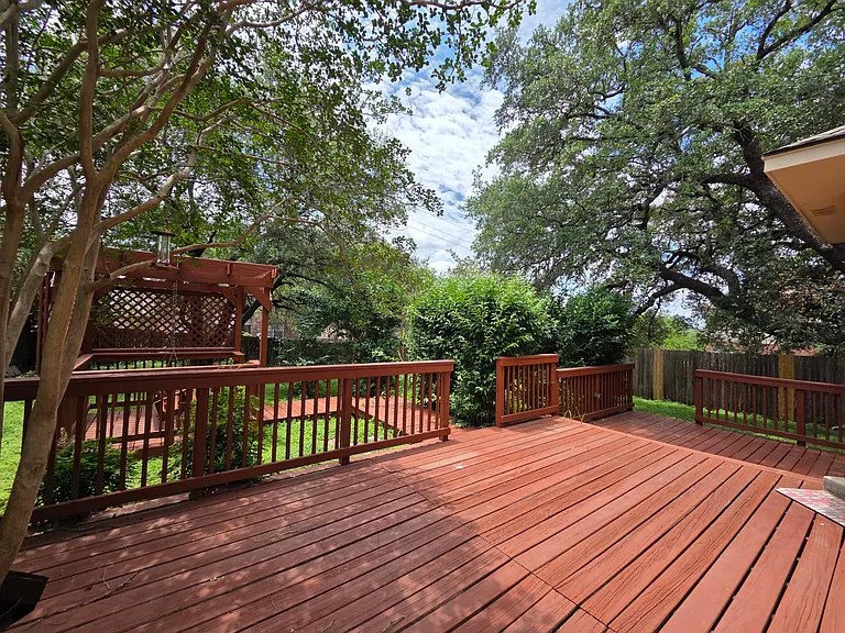 206 Jardin Vis — Photo 14
