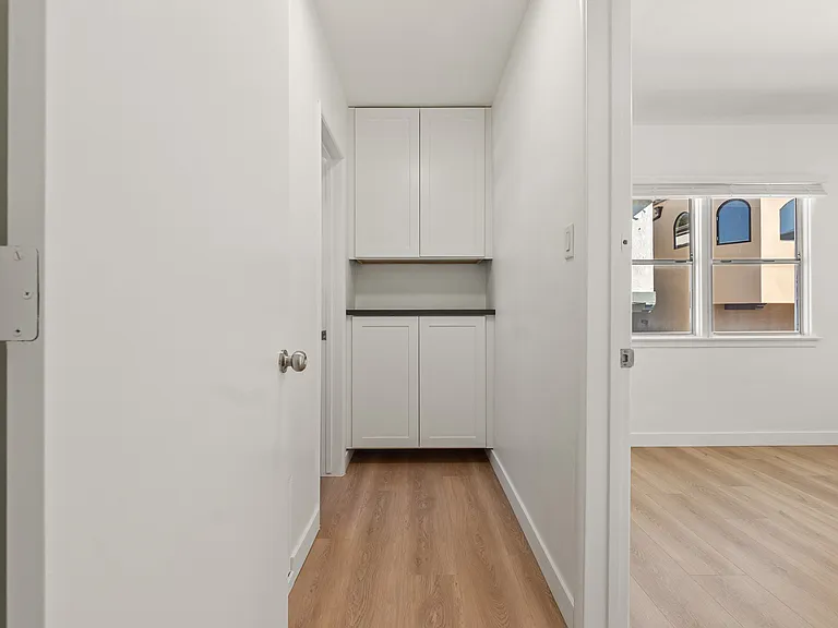 2540 Hermosa Ave — Photo 8