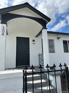 304 W Cedar St, Compton, CA, 90220