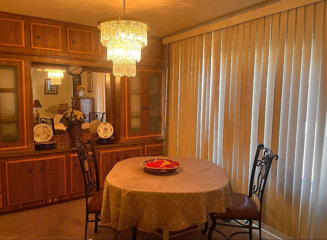 Building Photo - 300 S Val Vista Dr #72