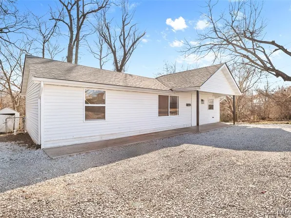 427 Valley Ln, Collinsville, IL 62234