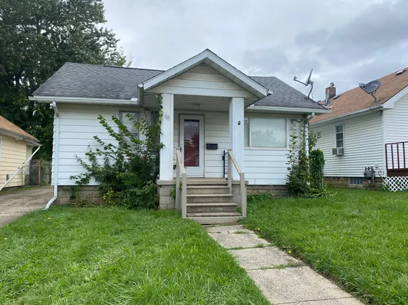 68 W End Ave, Waterford, MI 48328