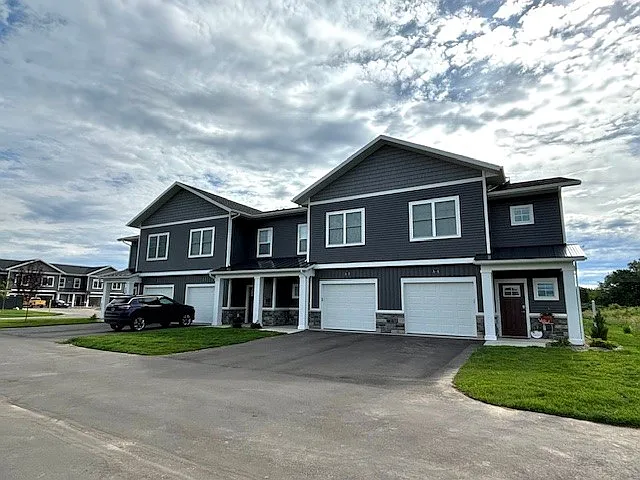 Centennial Farms Townhomes