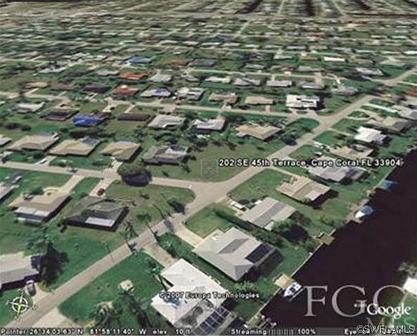 2nd image of 202 SE 45th Ter