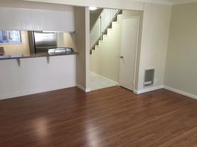1522 Redondo Ave, Long Beach, CA